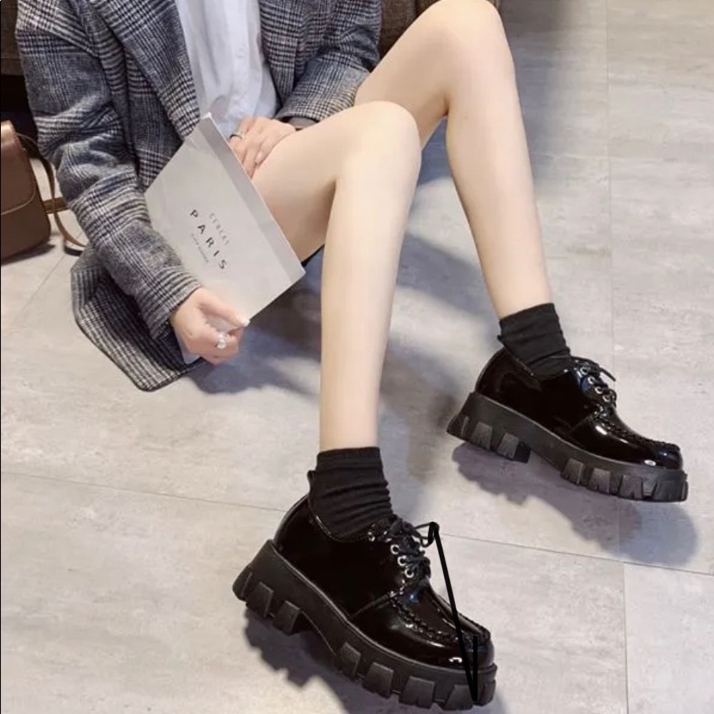 Platform shoes